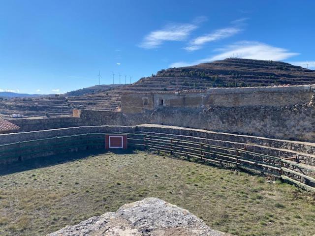 Hostal Portell Portell de Morella ภายนอก รูปภาพ